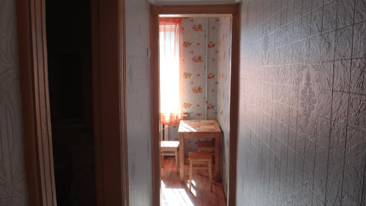 Apartment Near The Central Railway Station Kyiv Exterior photo